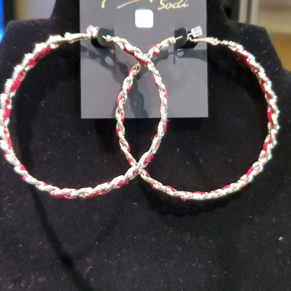 NWT Gold with weaved red hoops